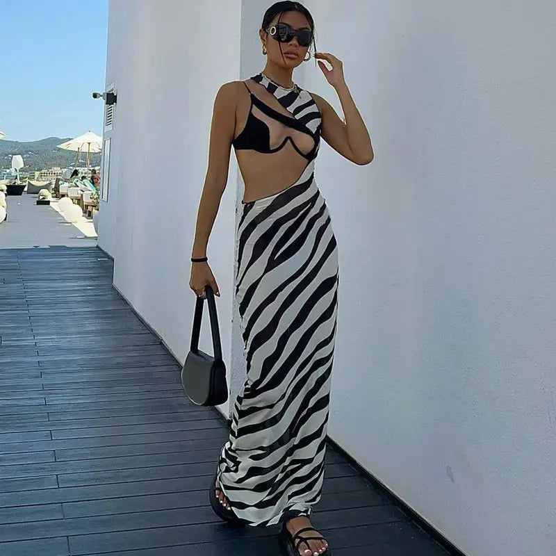 Langes Strandkleid mit sexy Zebramuster