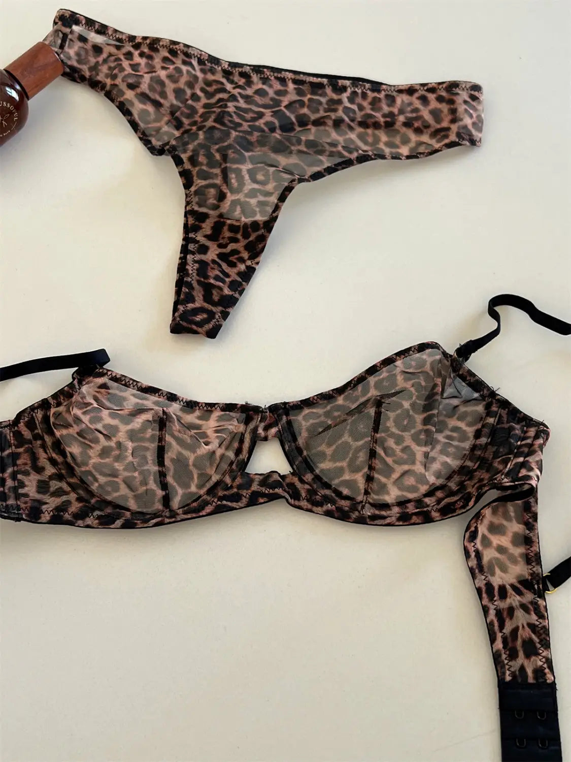 Seamless Lace Bra Set – Ultra-Thin & See-Through Elegance