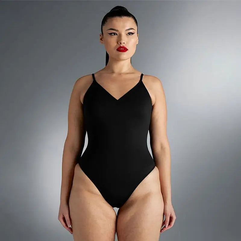 Sexy, einfarbiger, rückenfreier String-Badeanzug in Übergröße